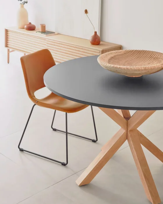 Silla Zahara - marrón en Marrón - Sillas, Uruguay | Kavehome, vista 4