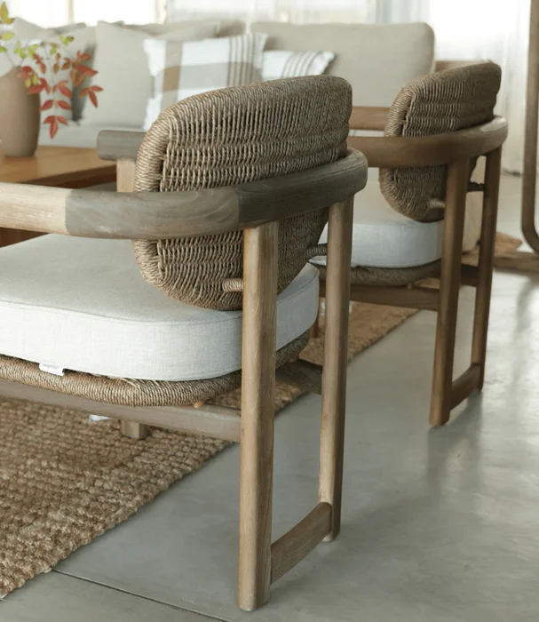 BUTACA CERVIA TEKA NATURAL 67X64X76 en Madera natural - Butacas, banquetas y puffs, Uruguay | Más Infinito Casa, vista 4