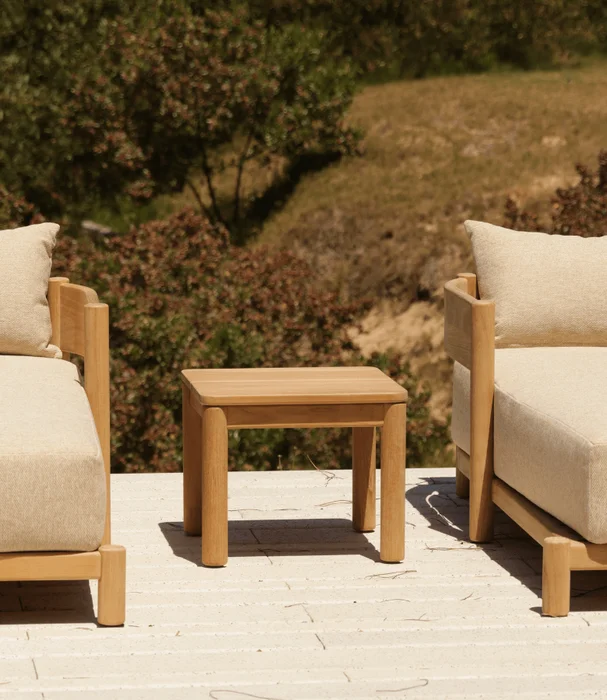 MESA LATERAL OUTDOOR LARA TEKA 50X50X50 en Madera natural - Muebles para el exterior, Uruguay | Masinfinito Casa, vista 3