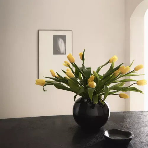 JARRÓN ESFERA GLOSS - Jarrones, Uruguay | Zara Home