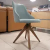 SILLA LUCI GIRATORIA CON PATAS DE MADERA / COLOR VERDE 2127 - Escritorios y sillas de escritorio, Uruguay | Rosas Hermanos, vista 3 de 3