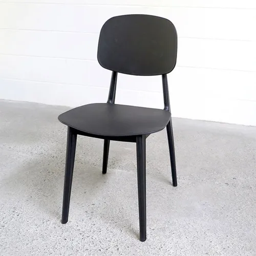 Silla Eira en Negro - Sillas, Uruguay | Seppia