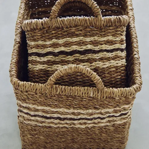 CESTA RECTANGULAR FRANJAS en Marrón - Canastos, Uruguay | Zara Home