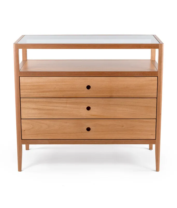 COMODA KIEV JEQUITIBA IN NATURA 116X49X91H CM en Madera natural - Aparadores y recibidores, Uruguay | Vinibel