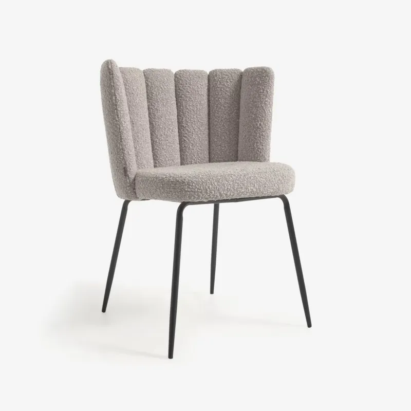 Silla Aniela de borreguito - gris claro y metal con acabado negro en Gris - Sillas, Uruguay | Kavehome
