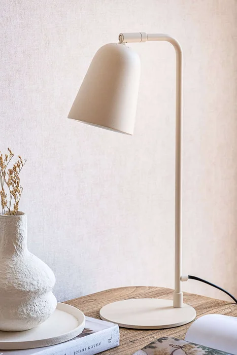 LAMPARA DE MESA VIK - ARENA en Beige - Lámparas de mesa, Uruguay | La Iberica