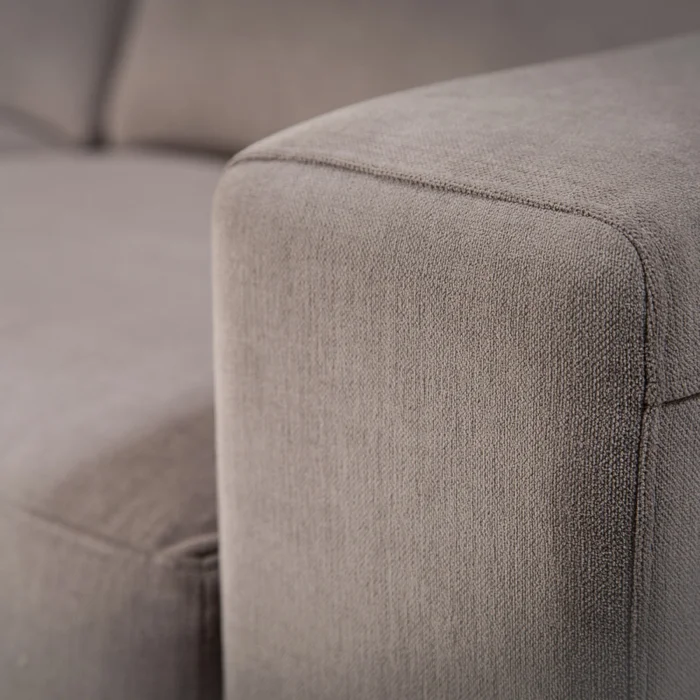 Sofá Loretto - Tela Aquaclean Sustentable - 2,5 cuerpos - A fabricar en Patrón - Sillones y sofás, Uruguay | Nyr, vista 4