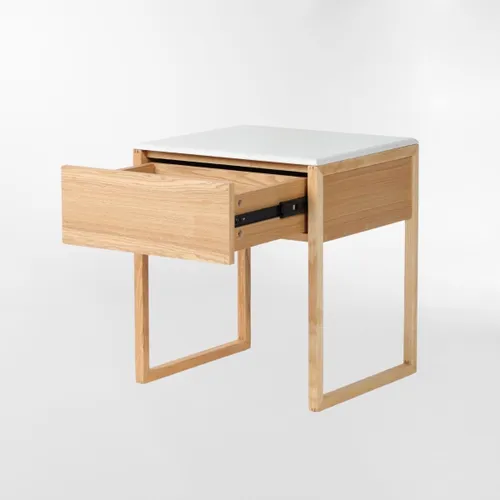 MESA DE NOCHE MOCCA BLANCO en Madera natural - Mesas de comedor, Uruguay | Viasono