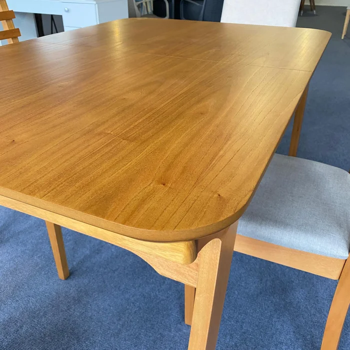 Mesa de Comedor Extensible Havana - 137 a 200 cm en Madera natural - Mesas de comedor, Uruguay | Berna home, vista 3