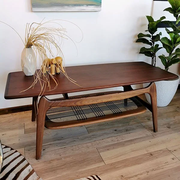 Organic table | Louis van Teeffelen en Negro - Mesas de living, Uruguay | Mad for Modern, vista 5