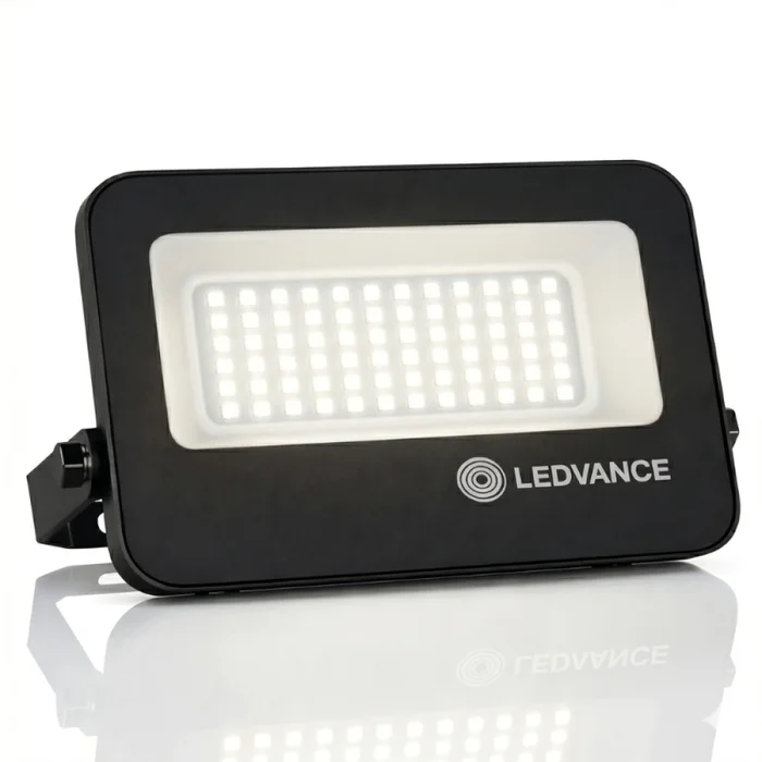 Foco LED LEDVANCE Compact IP66 30W CCT Negro en Negro - Lámparas colgantes, Uruguay | Serlux, vista 5