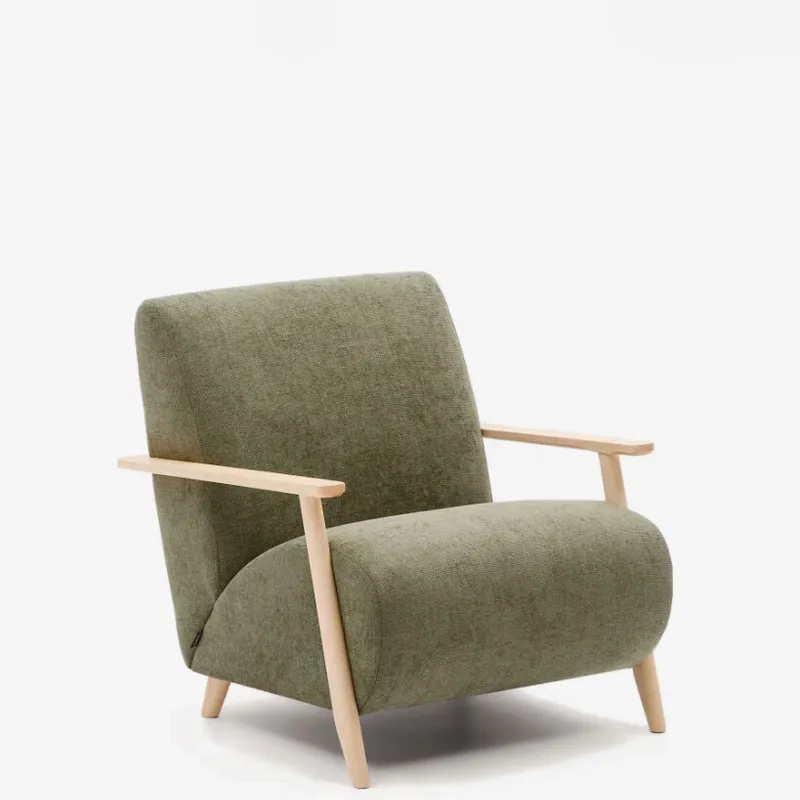 Butaca Meghan de chenilla verde y madera maciza de fresno con acabado natural en Verde - Butacas, banquetas y puffs, Uruguay | Kavehome