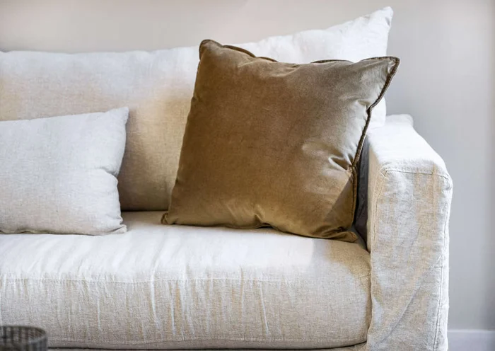 SILLON MANUELA ESQUINERO CON 1 POSABRAZOS - LINO en Blanco - Sillones y sofás, Uruguay | La Iberica, vista 10