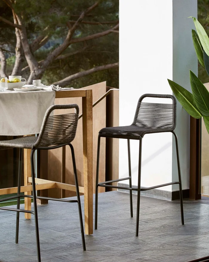 Taburete Lambton de cuerda - negro y acero con acabado negro altura 74 cm en Negro - Butacas, banquetas y puffs, Uruguay | Kavehome, vista 2