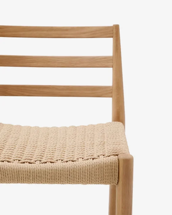 Taburete Analy respaldo madera maciza roble acabado natural y asiento cuerda 70cm FSC 100% en Madera natural - Butacas, banquetas y puffs, Uruguay | Kavehome, vista 3