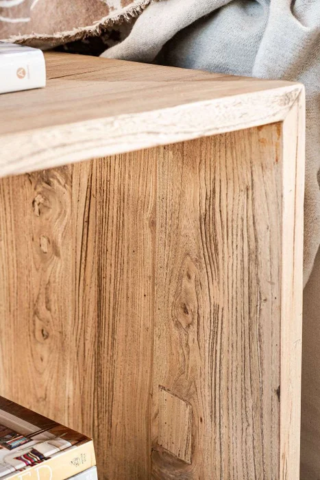 MESA LATERAL CUBO - OLMO NATURAL - 55 X 50 CMS en Madera natural - Mesas de living, Uruguay | La Iberica, vista 3