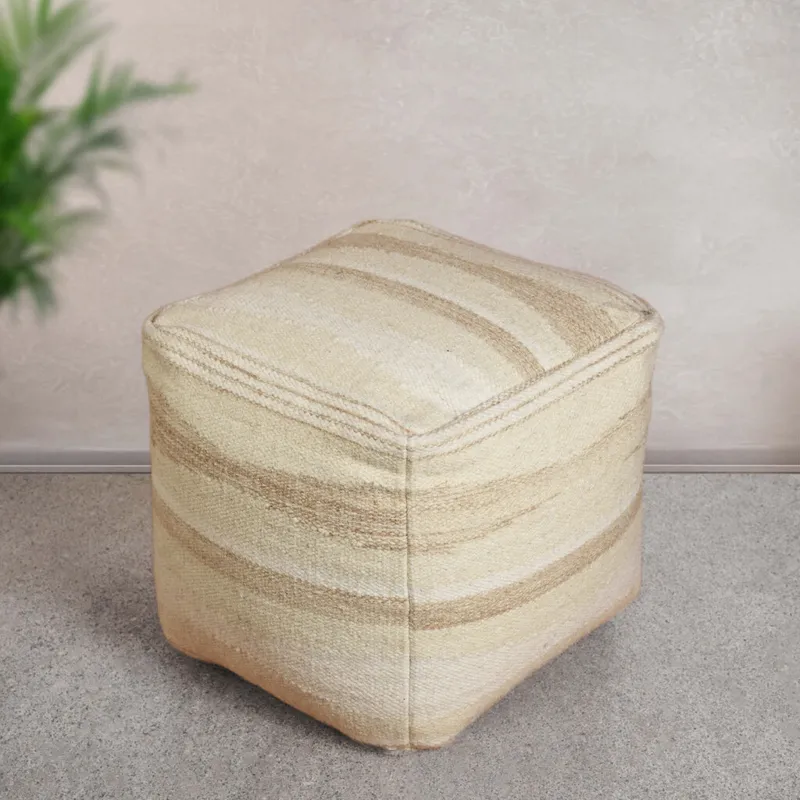 Pouf Balknap Lana Lana Natural en Beige - Textiles, Uruguay | Divino