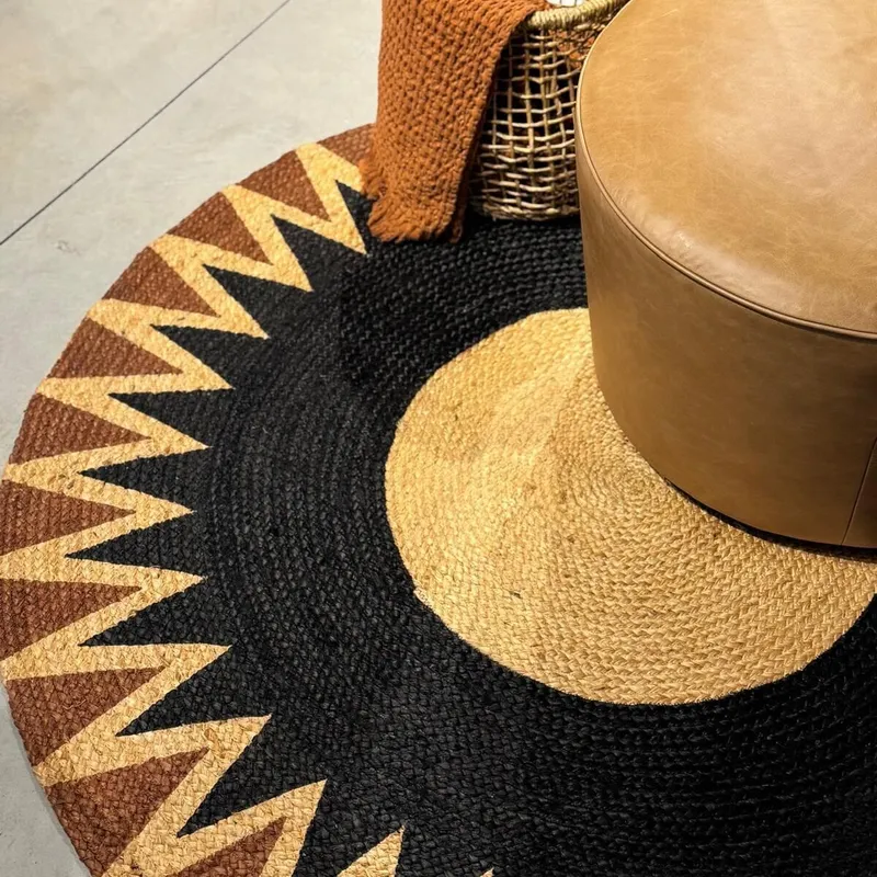 ALFOMBRA YUTE REDONDA CON MARRÓN Y NEGRO en Multicolor - Alfombras, Uruguay | Masinfinito Casa