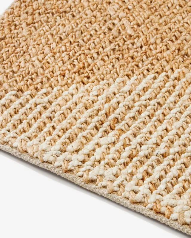 Alfombra Maelan de yute y algodón de cuadros natural 160 x 230 cm en Madera natural - Alfombras, Uruguay | Kavehome, vista 3