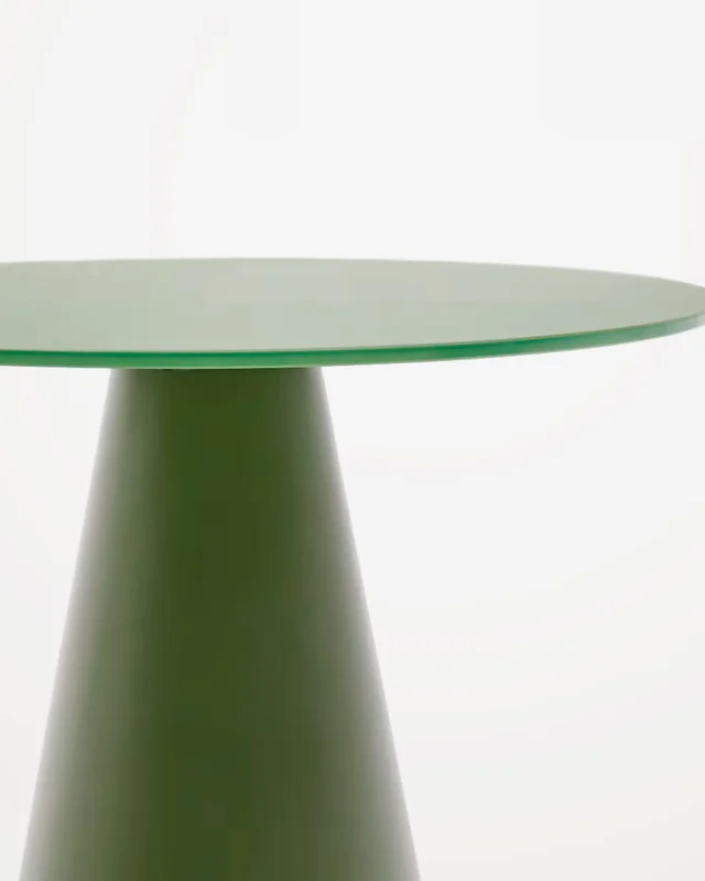 Mesa auxiliar Wilshire cristal templado glaseado y acero acabado - pintado verde mate Ø50cm en Verde - Mesas de arrimo, Uruguay | Kavehome, vista 5