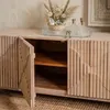 Aparador Wave en Madera natural - Aparadores y recibidores, Uruguay | La Cueva Muebles, vista 4 de 6