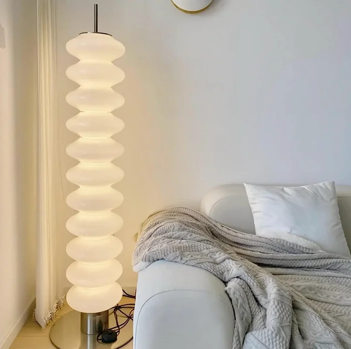 Lámpara Totem en Blanco - Iluminación, Uruguay | CB Studio, vista 9