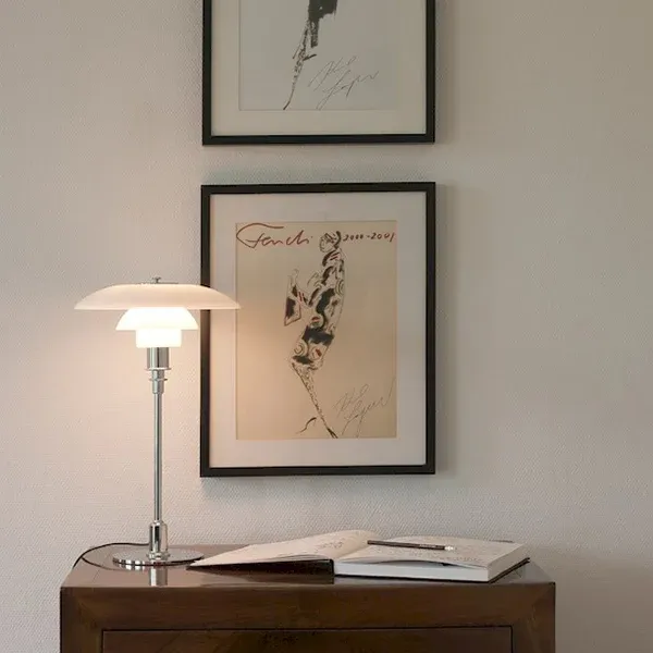 M227 - Cromo en Blanco - Lámparas de mesa, Uruguay | Unik