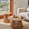 Mesa de centro Jeanette madera maciza de - teca natural Ø 80 cm en Madera natural - Mesas de living, Uruguay | Kavehome, vista 2 de 6