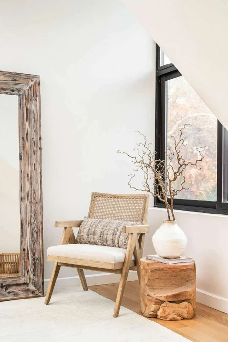 BUTACA MODERNA CON ESTERILLA en Madera natural - Butacas, banquetas y puffs, Uruguay | La Iberica, vista 3