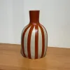 Botella rayas terracota en Terracota - Jarrones, Uruguay | FMB, vista 1 de 2