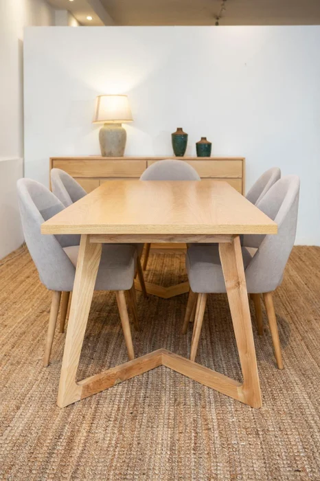 Mesa Comedor LIV en Madera natural - Mesas de comedor, Uruguay | Marvic, vista 3