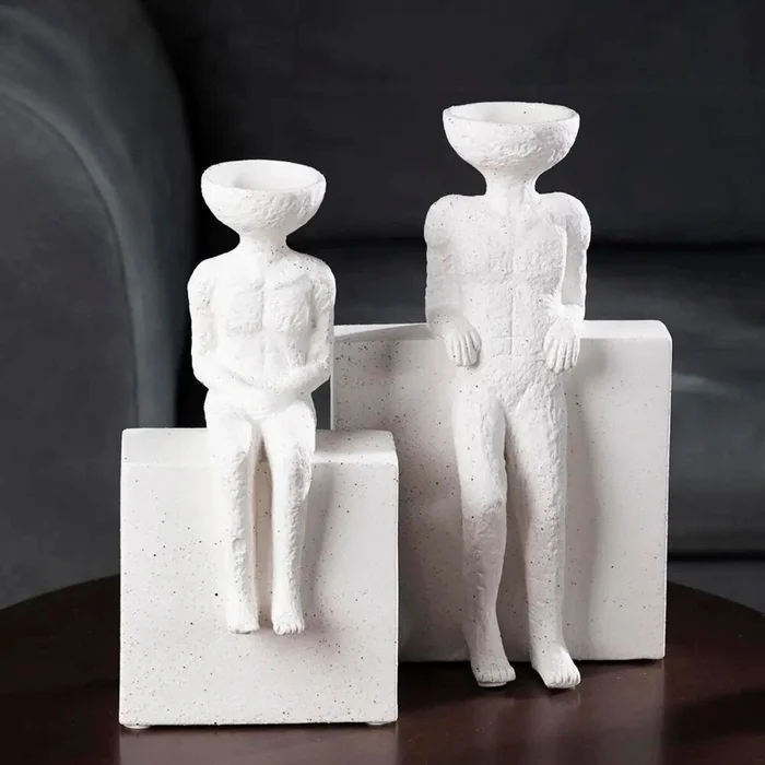 ESCULTURA FIGURE Blanco en Blanco - Decoración, Uruguay | Viasono
