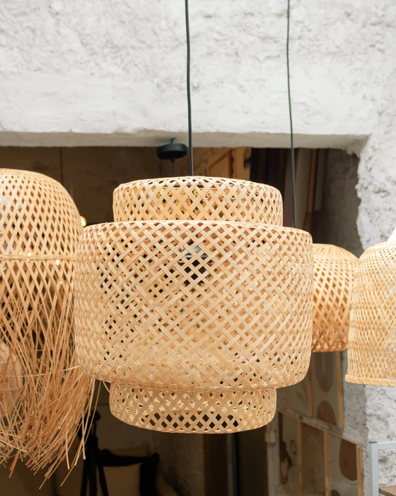 Lámpara Colgante Fibra Natural Bambú Diámetro 36 cm en Madera natural - Lámparas colgantes, Uruguay | Berna home, vista 2