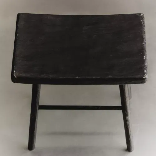 TABURETE MARTILLADO MADERA en Marrón - Sillas, Uruguay | Zara Home