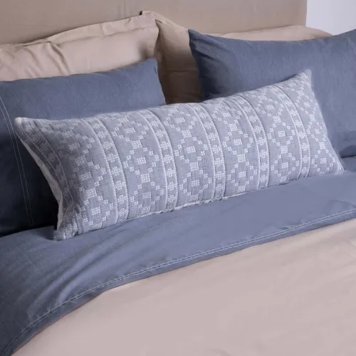 Almohadón Stripe Jacquard Jacquard Cross - Textiles, Uruguay | Divino