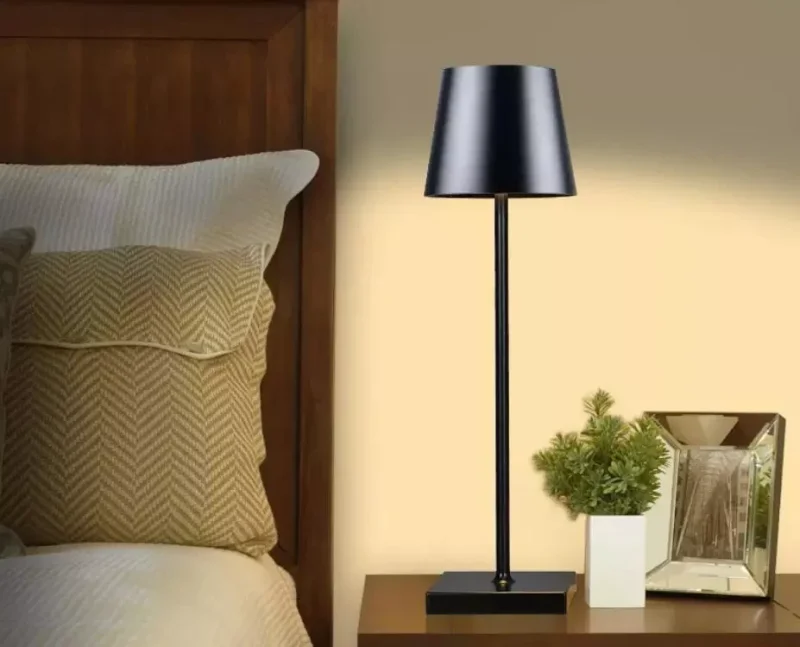 Lampara de mesa metal KLEA en Elegir - Lámparas de mesa, Uruguay | Simple Deco, vista 4