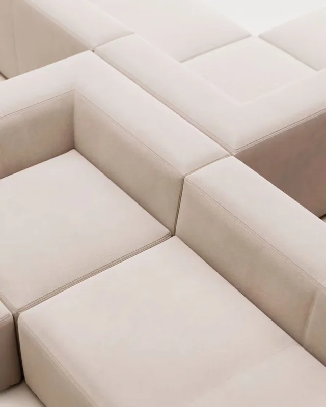 Sofá rinconero Blok 4 plazas beige 290 x 290 cm en Beige - Sillones y sofás, Uruguay | Kavehome, vista 3