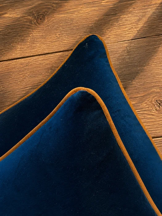 Duo Velvet Navy en caramelo - Textiles, Uruguay | Decilo con Alma