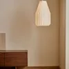 Lámpara de techo Somar de fibras sintéticas y varillas de acero - Ø30 cm en Blanco - Lámparas colgantes, Uruguay | Kavehome, vista 2 de 9