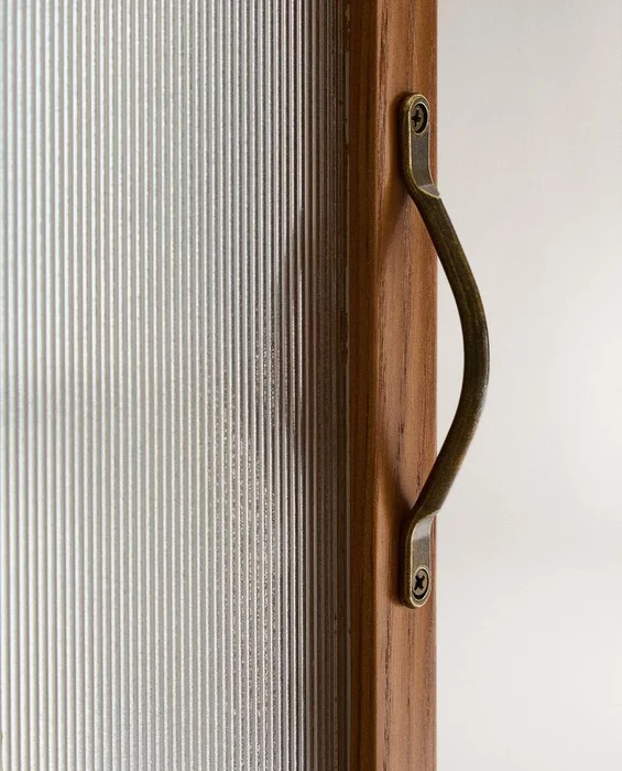 MUEBLE ALMACENAJE MADERA FRESNO PUERTAS VIDRIO en Marrón - Aparadores y recibidores, Uruguay | Zara Home, vista 7