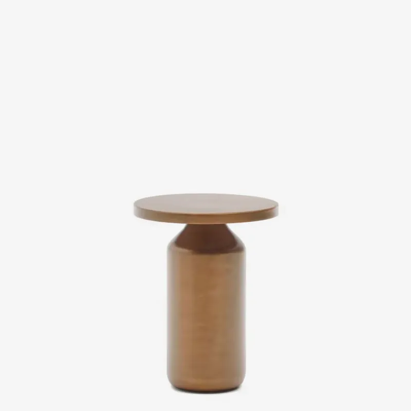 Mesa auxiliar redonda Malya de metal con acabado cobre Ø 40,5 cm en Amarillo - Mesas de arrimo, Uruguay | Kavehome