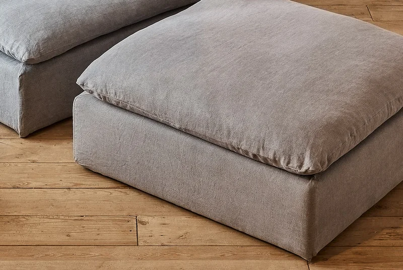 Sofá tapizado Luka en Gris - Sillones y sofás, Uruguay | Pieza Clave, vista 4