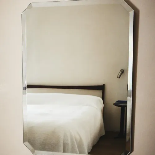 ESPEJO PARED BISELADO RECTANGULAR - Espejos, Uruguay | Zara Home