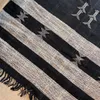 ALFOMBRA ÁFRICA NEGRA en Negro - Textiles, Uruguay | Masinfinito Casa, vista 3 de 3