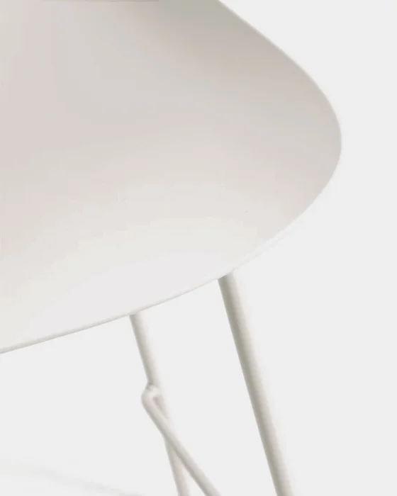 Taburete Altea - beige y patas de acero con acabado beige 65 cm en Negro - Butacas, banquetas y puffs, Uruguay | Kavehome, vista 3