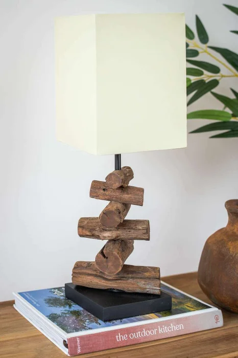 LAMPARA CRUZ en Madera natural - Lámparas de mesa, Uruguay | La Iberica, vista 5