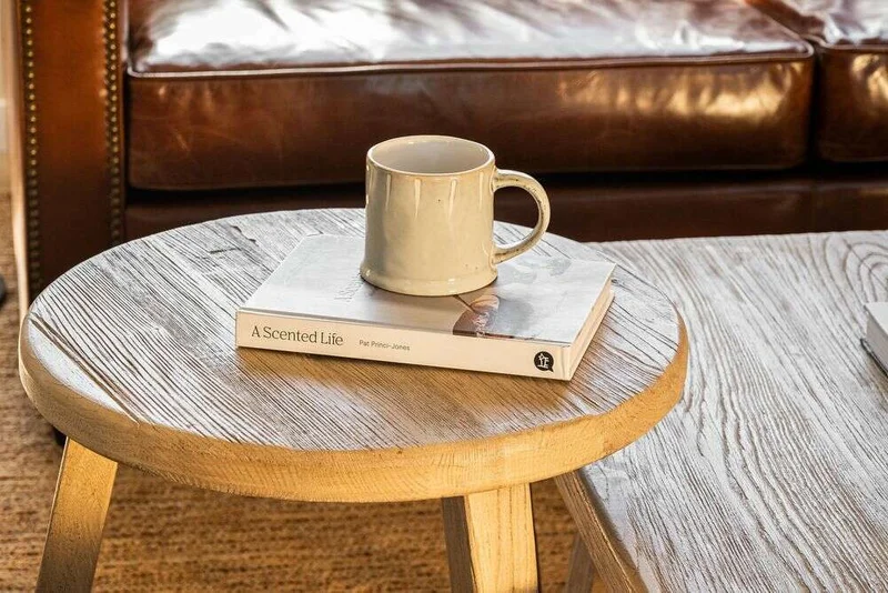 MESA AUXILIAR / BANCO OLMO - 50 CMS en Madera natural - Mesas de living, Uruguay | La Iberica, vista 10