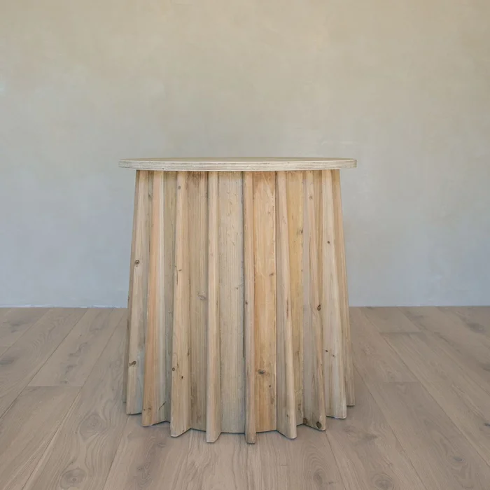 Base mesa Filipa en Madera natural - Mesas de comedor, Uruguay | De Arcos