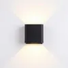 Aplique de Pared Cubo Dual en Negro - Iluminación, Uruguay | La Perla, vista 1 de 4