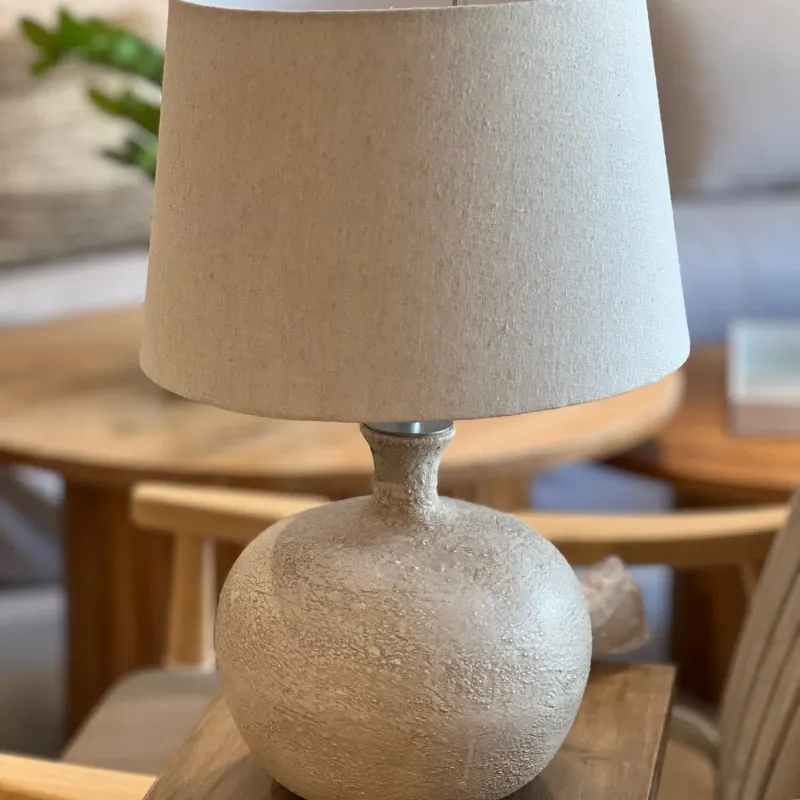 Lampara de mesa armonia en Beige - Lámparas de mesa, Uruguay | FMB
